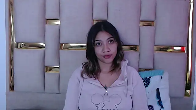 Snapshot of nina_carther chatting on 11.15.25 nina carther online show from 11.15.25