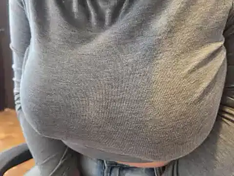 Snapshot of hannahcdmx chatting on 09.17.25 hannahcdmx online show from 09.17.25