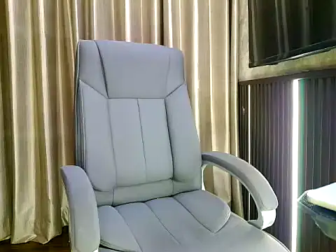 fabdemira online show from 10.03.25