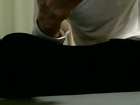 UKI06 online show from 01.10.25