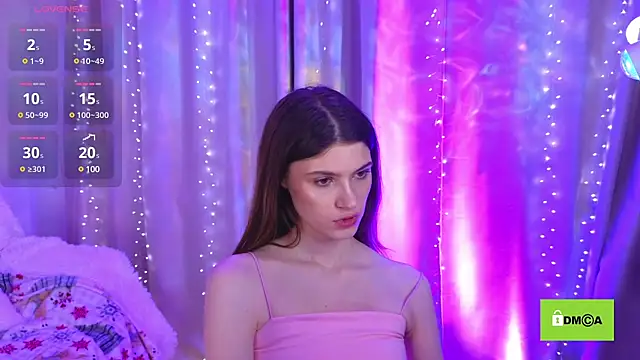 Hello Vivienne online show from 01.23.25