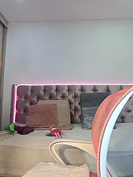 Anal Luucia online show from 10.21.25