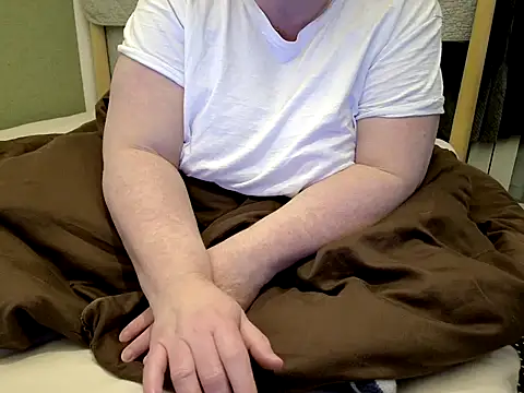 MarthaBriest online show from 04.12.26