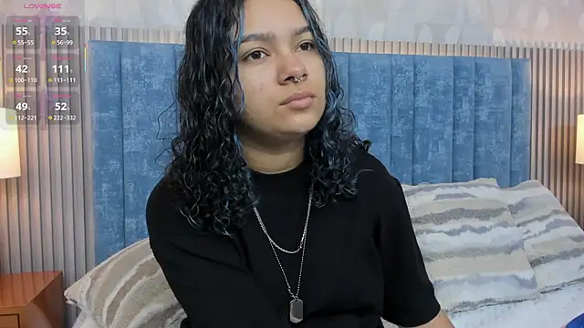 pretty sunlight  online show from 03.27.26