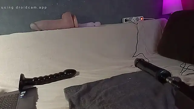 Hungry  Puppy online show from 10.23.25