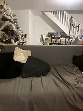 Snapshot of lucboyslam chatting on 12.17.24 lucboyslam online show from 12.17.24