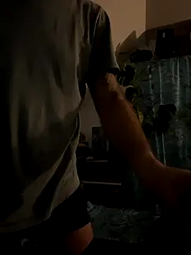 Snapshot of lucboyslam chatting on 11.28.25 lucboyslam online show from 11.28.25