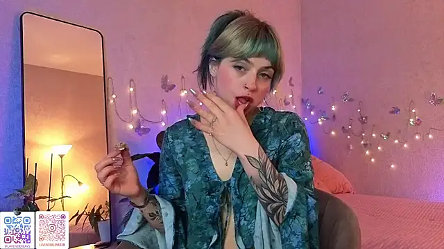 Snapshot of lavenderluxe chatting on 06.01.26 lavenderluxe online show from 06.01.26