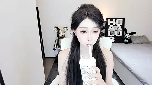 Snapshot of bdbdzs chatting on 02.13.25 bdbdzs online show from 02.13.25