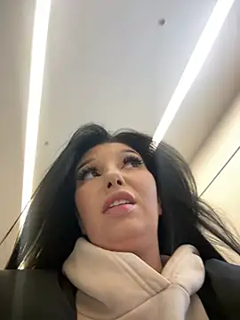 Tisha Busty online show from 12.16.24