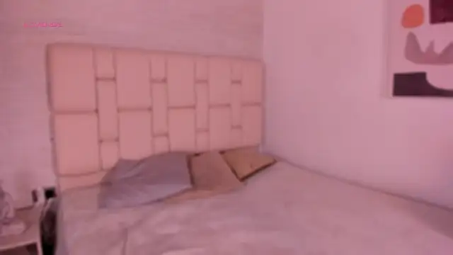 emma brooks1 online show from 03.05.25