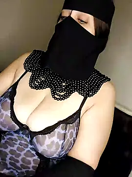 -Arab milf- online show from 12.29.24
