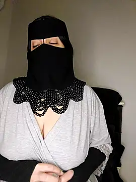 -Arab milf- online show from 02.12.25