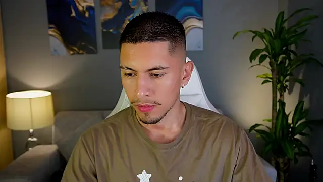 Snapshot of Aaronfox_x chatting on 01.09.25 Aaronfox x online show from 01.09.25