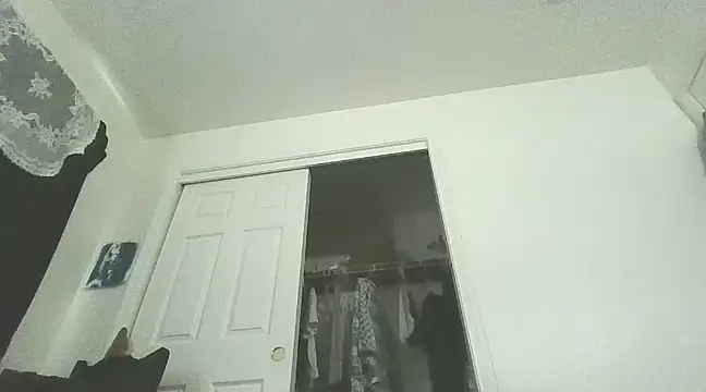 Snapshot of PompasPurpleriver chatting on 02.03.25 PompasPurpleriver online show from 02.03.25