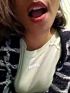 MIss-Naina online show from 01.06.25