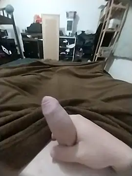 Snapshot of luluankle chatting on 10.11.25 luluankle online show from 10.11.25