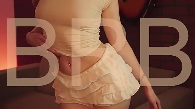 EllieCutes online show from 12.22.25