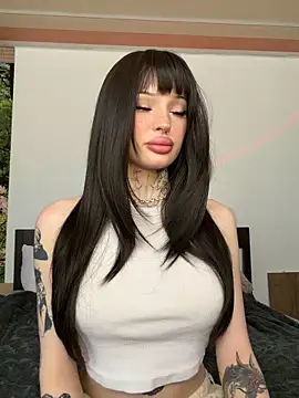 madelinexx online show from 04.06.26