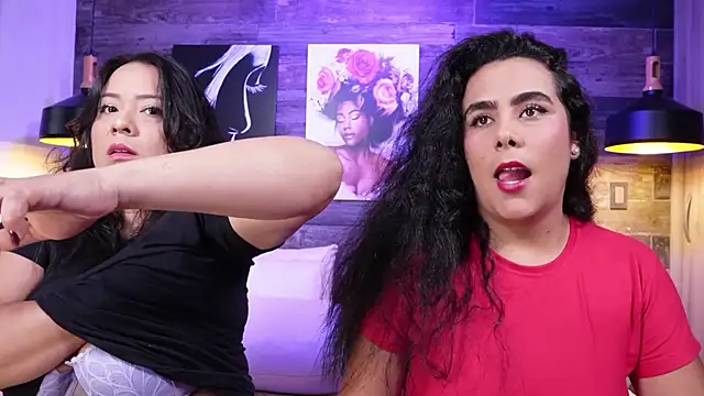 Snapshot of DanyAndAlexa chatting on 09.19.25 DanyAndAlexa online show from 09.19.25