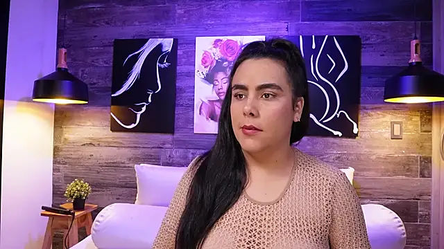 Snapshot of DanyAndAlexa chatting on 10.18.25 DanyAndAlexa online show from 10.18.25