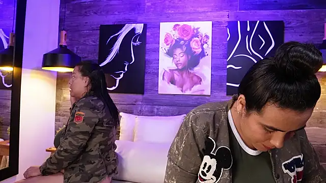 Snapshot of DanyAndAlexa chatting on 10.21.25 DanyAndAlexa online show from 10.21.25