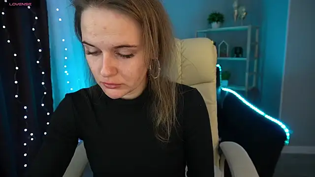 MaribelRiverr  online show from 12.31.24