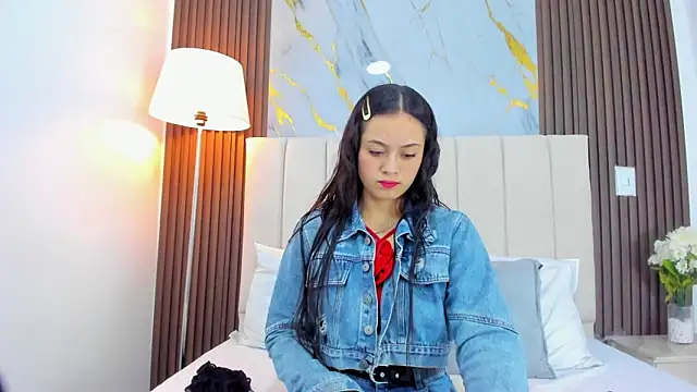 Jaslyn  Smith online show from 05.08.26