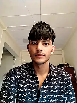 Snapshot of kingkartik7 chatting on 02.13.25 kingkartik7 online show from 02.13.25