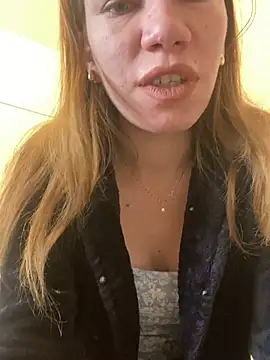 EvaRush online show from 02.04.25