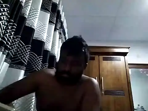 Snapshot of nikini1621 chatting on 12.02.25 nikini1621 online show from 12.02.25