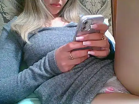 Emma 99 online show from 03.18.25