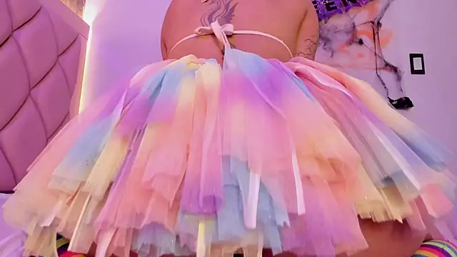 Snapshot of AntonellaQueenn chatting on 10.23.25 AntonellaQueenn online show from 10.23.25