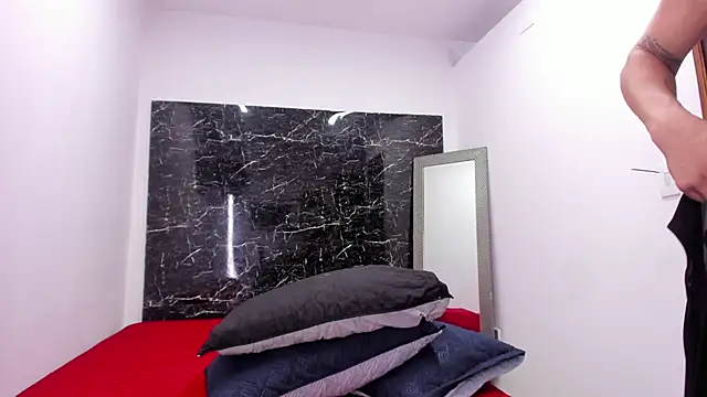 Snapshot of Analiasmith89 chatting on 02.24.26 Analiasmith89 online show from 02.24.26