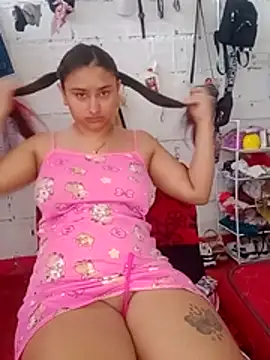 Snapshot of sariitha_sw chatting on 06.25.26 sariitha sw online show from 06.25.26