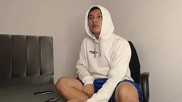 alex-lover online show from 02.19.25