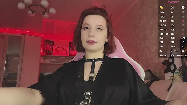 Dani RedheaDevil online show from 01.10.25