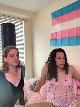 Snapshot of PeacockGoddess chatting on 09.29.25 PeacockGoddess online show from 09.29.25