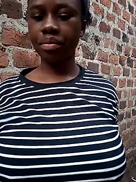 Sassy boobs21 online show from 03.12.26