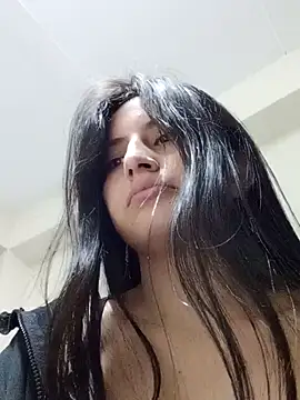 Snapshot of Salomecam30 chatting on 12.16.24 Salomecam30 online show from 12.16.24