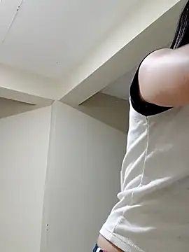 Snapshot of Salomecam30 chatting on 03.23.25 Salomecam30 online show from 03.23.25