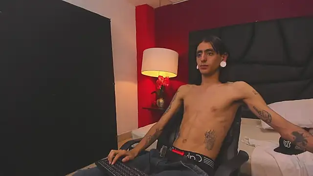 Matthew Dixonn online show from 12.26.24