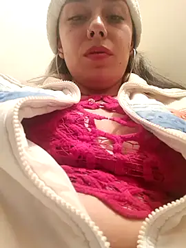 Snapshot of Sweel_Leyva18 chatting on 02.26.25 Sweel Leyva18 online show from 02.26.25