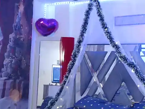 Snapshot of Steisyromero7 chatting on 11.26.25 Steisyromero7 online show from 11.26.25