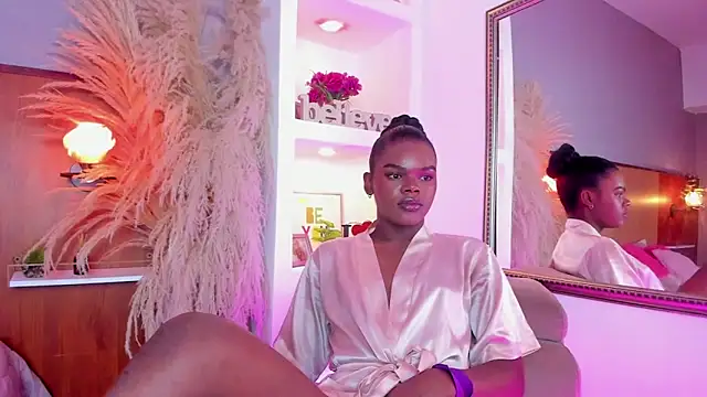 CamiEstrada online show from 02.01.25