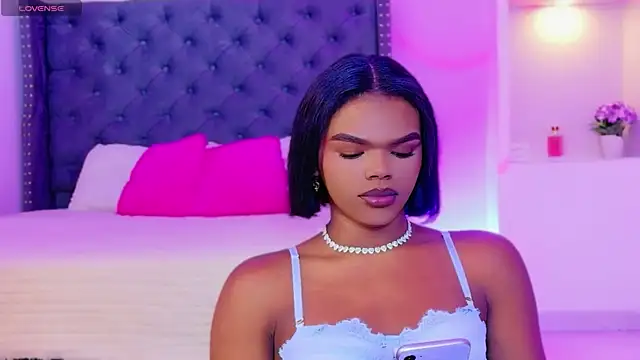 CamiEstrada online show from 11.02.25