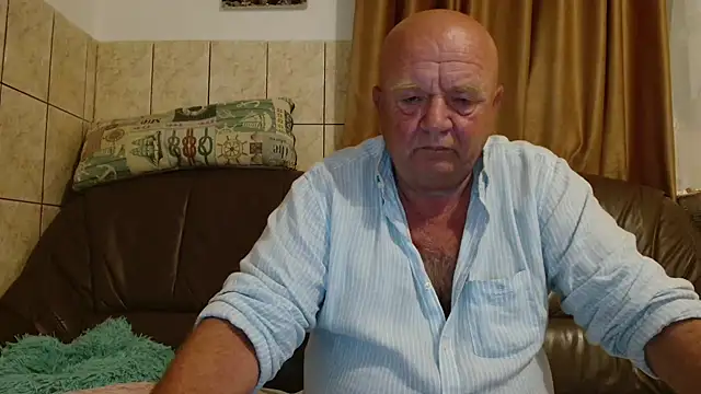 fullballs6 online show from 09.10.25