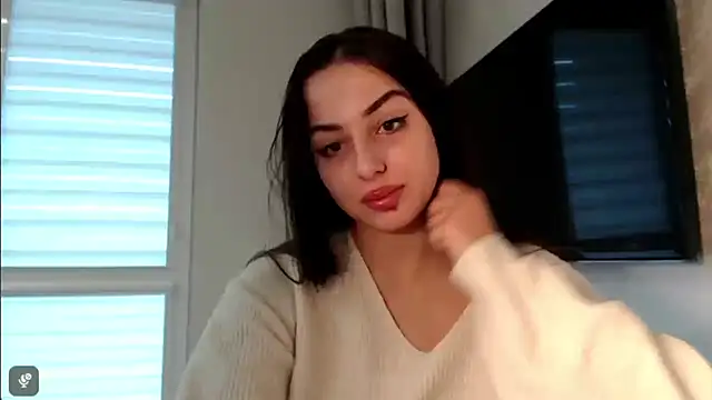 Snapshot of courtneyPerfect chatting on 11.12.25 courtneyPerfect online show from 11.12.25