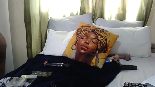 Foxybrownxx1 online show from 11.04.25