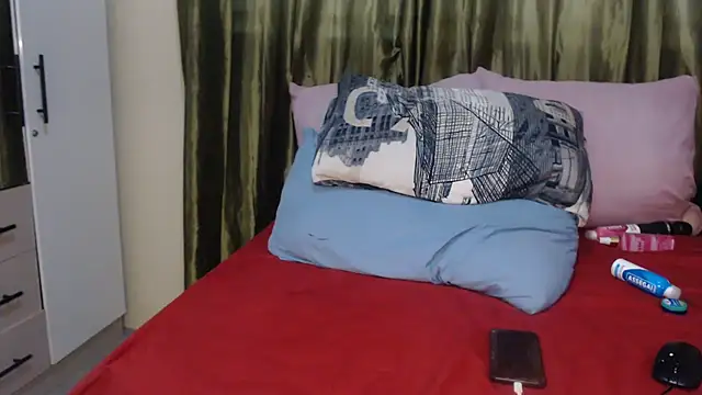 Foxybrownxx1 online show from 11.29.25